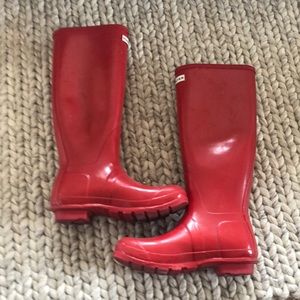Red hunter boot